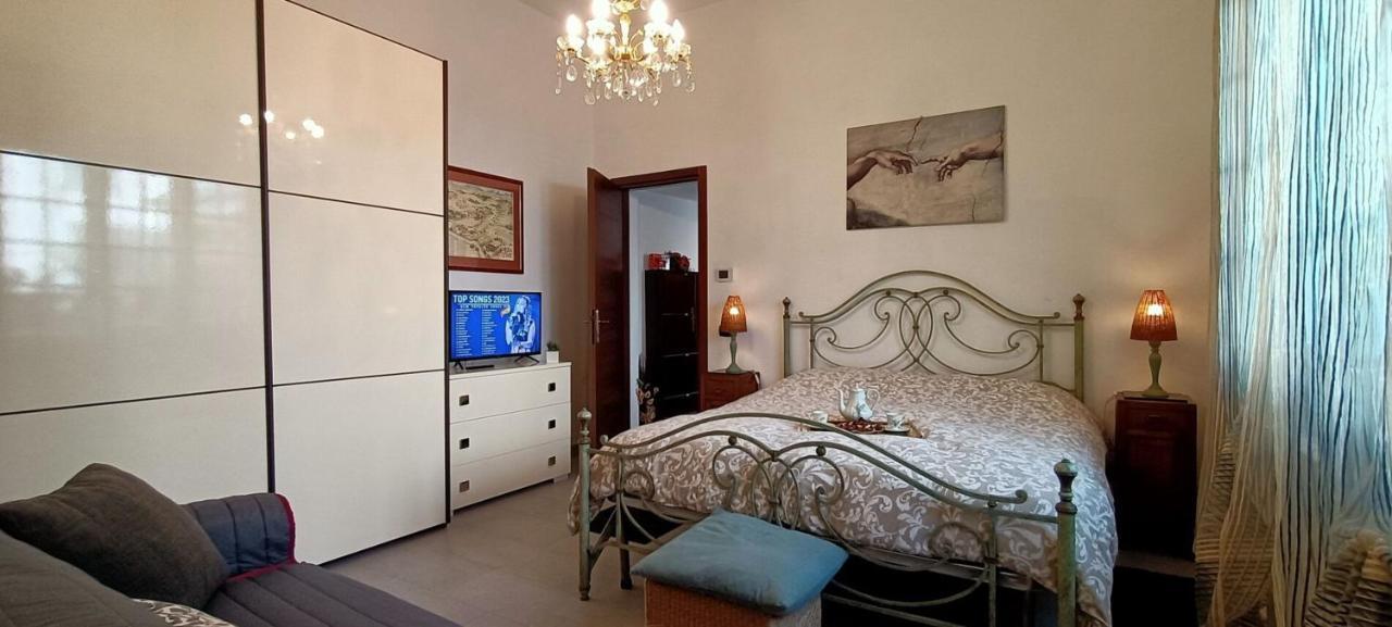 Lovely House Near The Beach Torre del Lago Puccini Exterior photo
